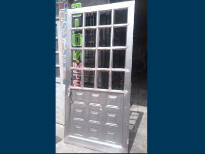 Puerta Metálica Img. 2 Puerta Metálica