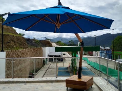 Sombrilla brazo lateral 2 Img. Sombrilla Brazo lateral